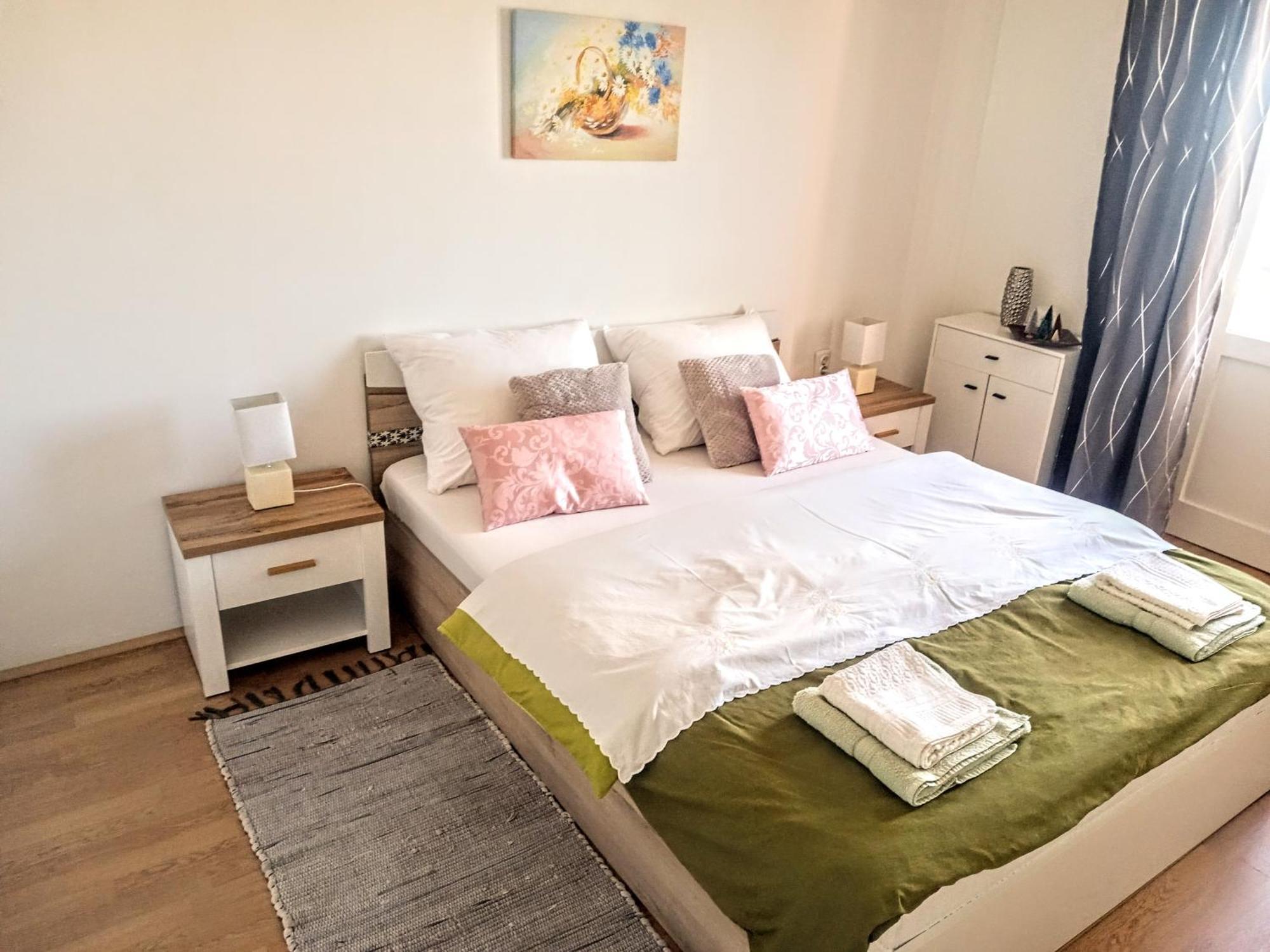 Apartman Petra เซนญ์ ภายนอก รูปภาพ