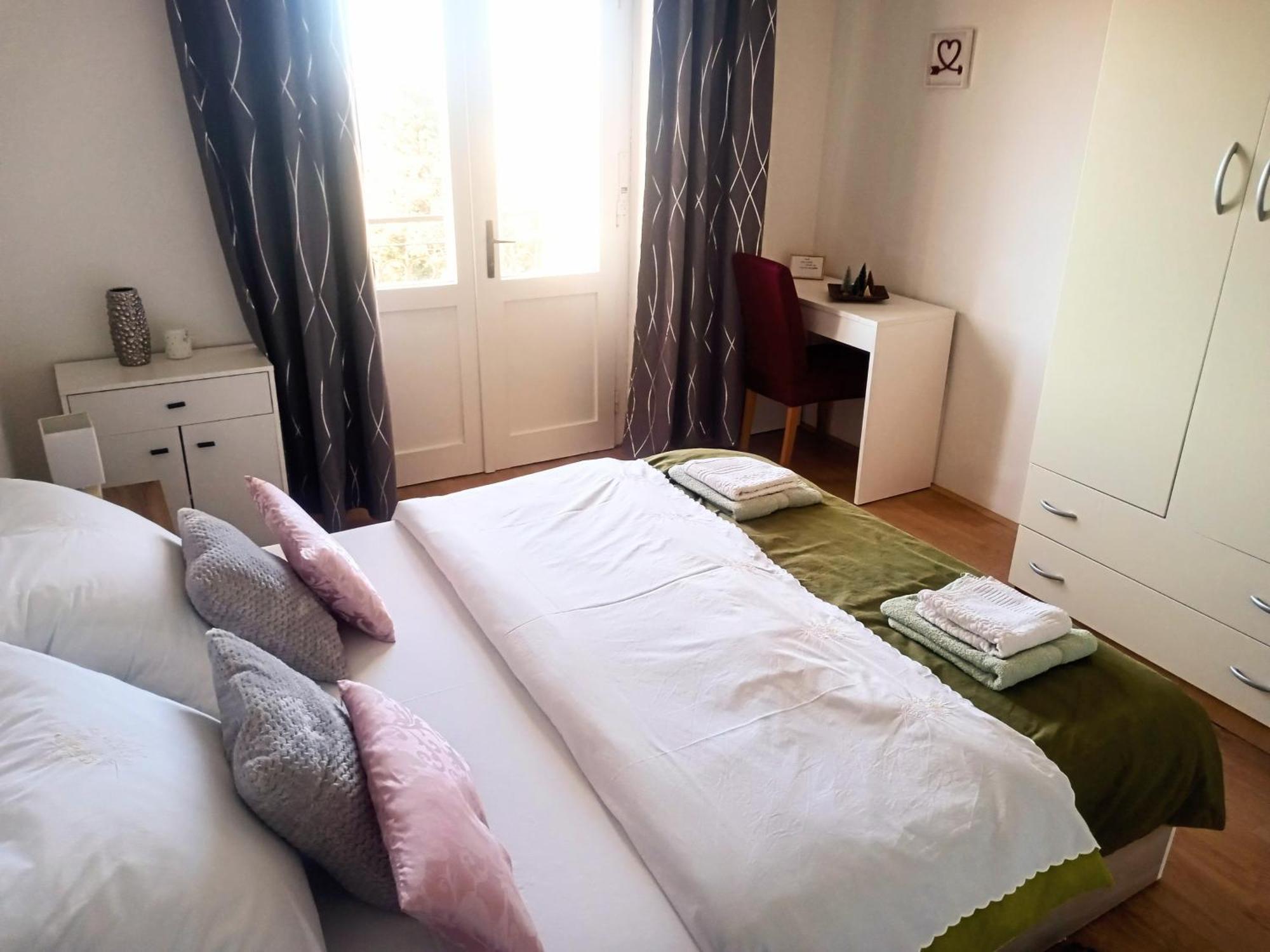 Apartman Petra เซนญ์ ภายนอก รูปภาพ