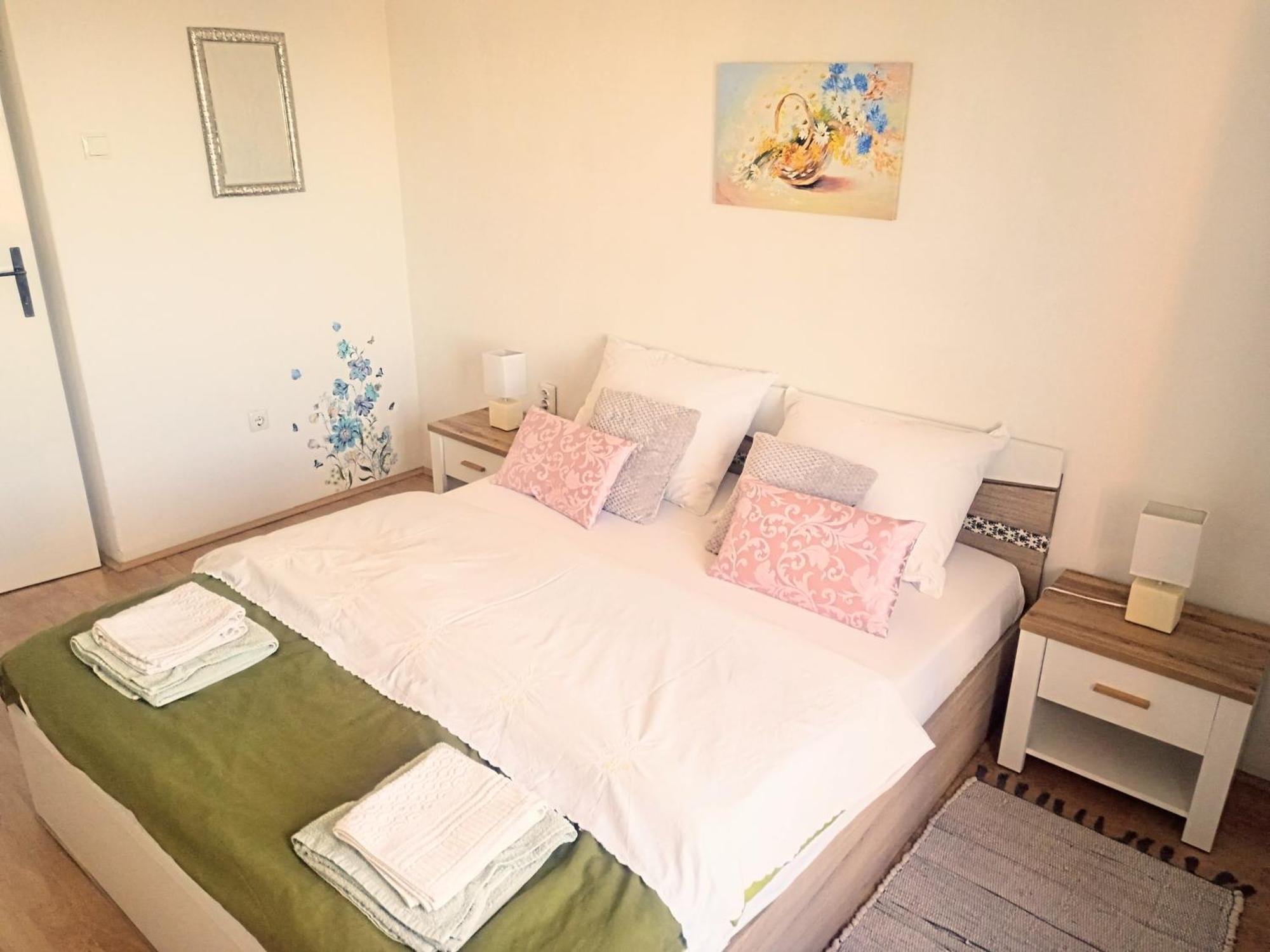 Apartman Petra เซนญ์ ภายนอก รูปภาพ